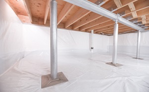 Crawl space structural support jacks installed in La Harpe