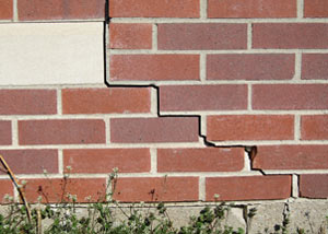 a foundation wall crack on a Liberty home.